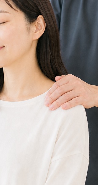 肩こりがつらかった方のイメージ
